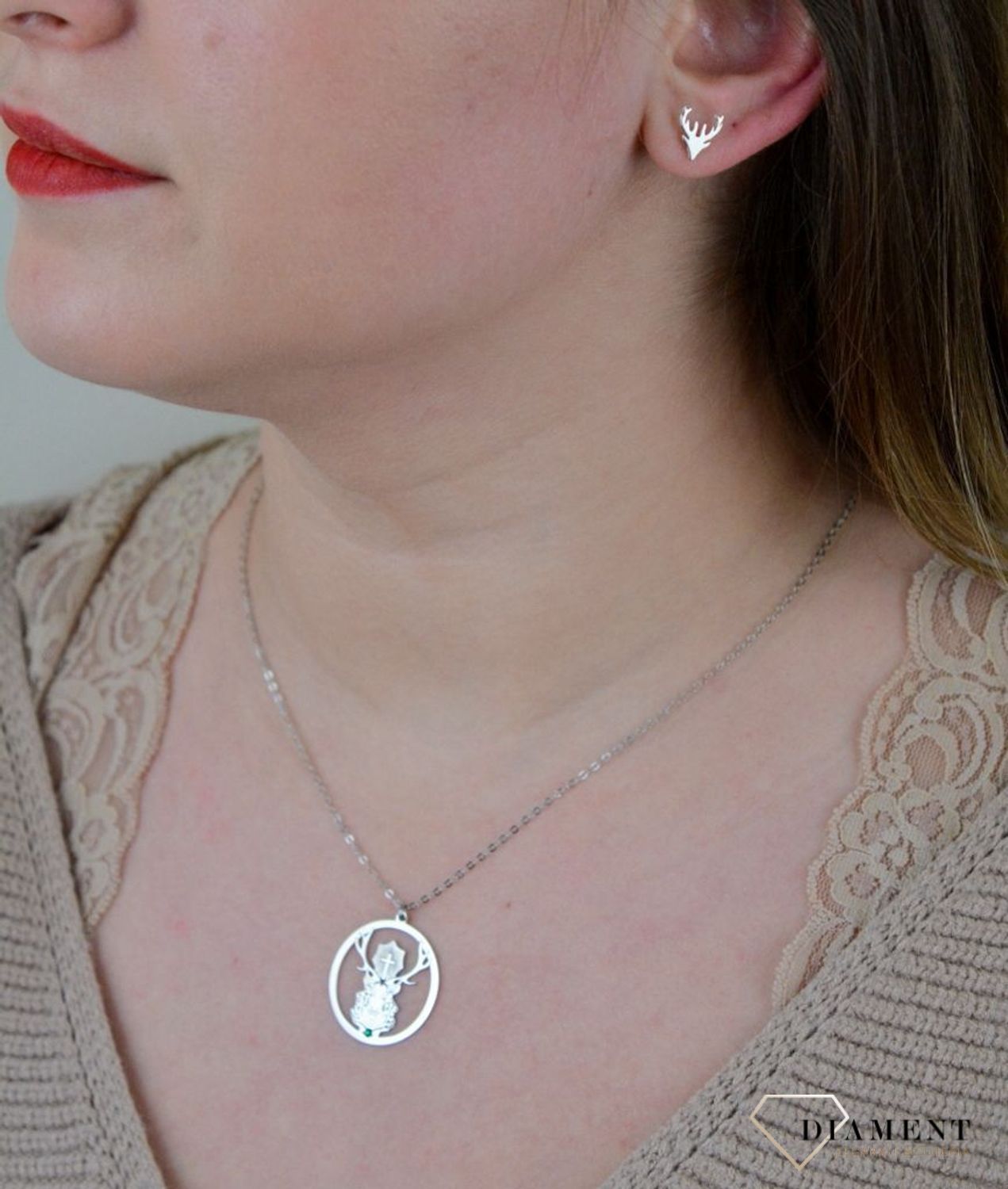 Srebrne kolczyki przy uchu Jeleń KR R264.jpg